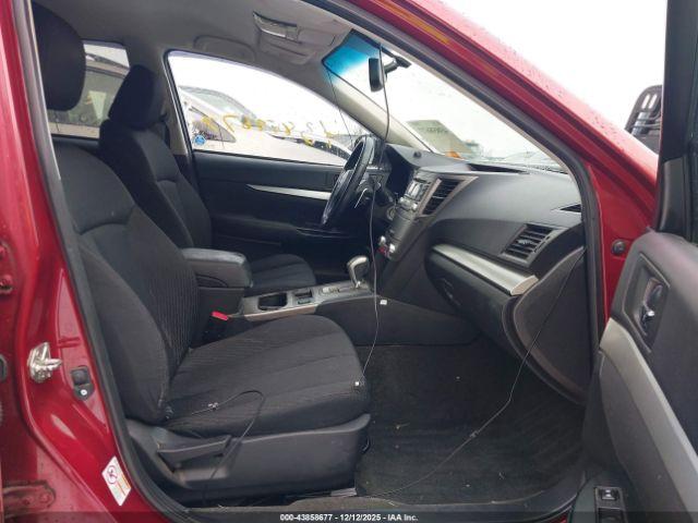 Subaru Outback 2.5i Premium Image 6