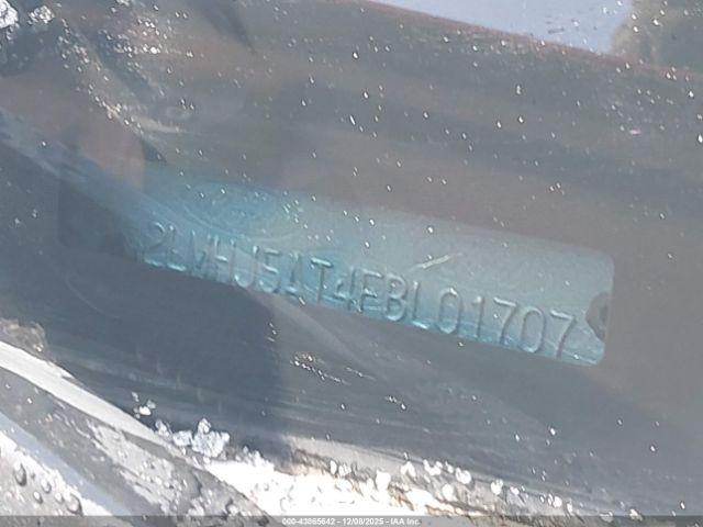 Lincoln MKT Ecoboost Image 7