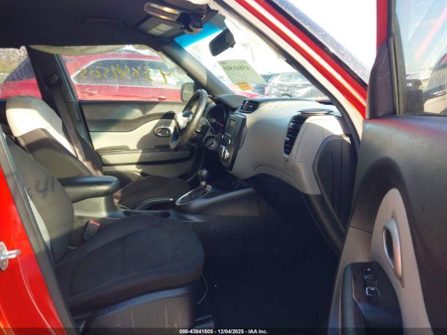 Kia Soul Image 16