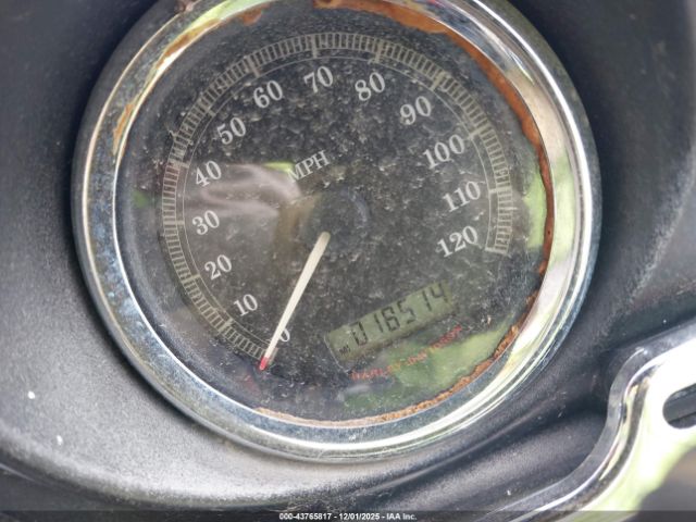 Harley-Davidson Flhtcui 105th Anniversary Edition Image 4