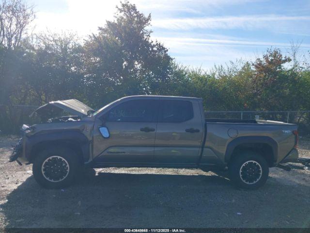 Toyota Tacoma Trd Off Road Image 16
