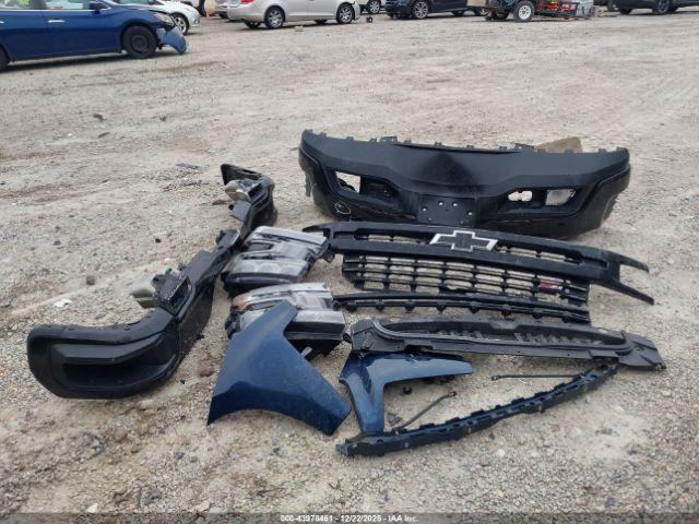 Chevrolet Silverado 1500 Lt Trail Boss Image 2