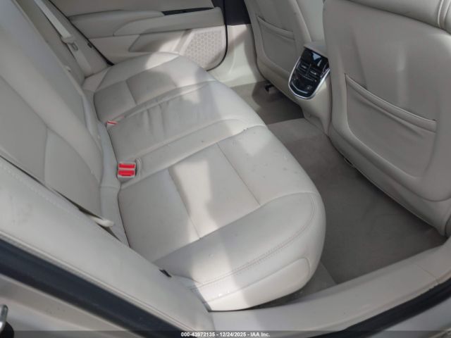 Cadillac XTS Luxury Image 15