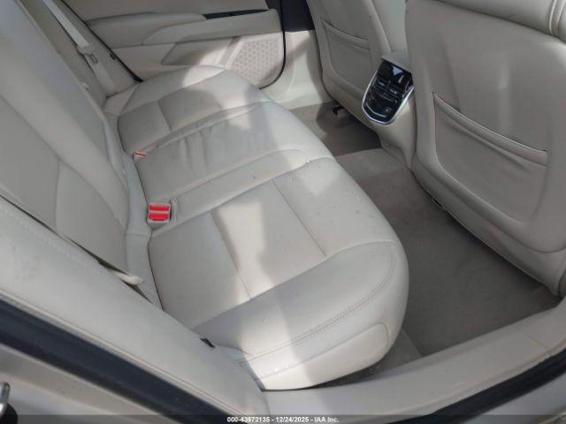 Cadillac XTS Luxury Image 15