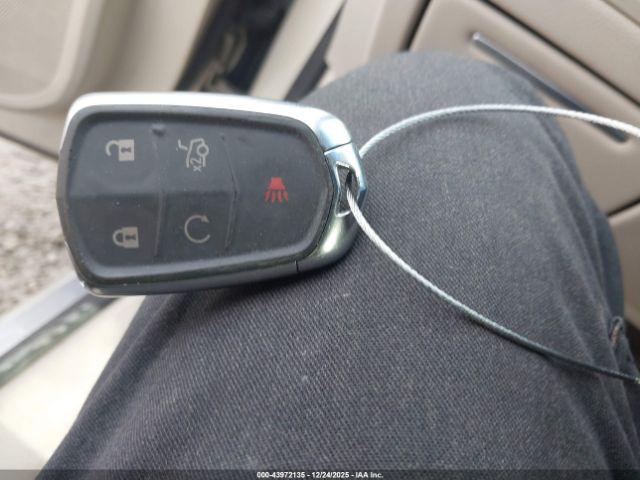 Cadillac XTS Luxury Image 7