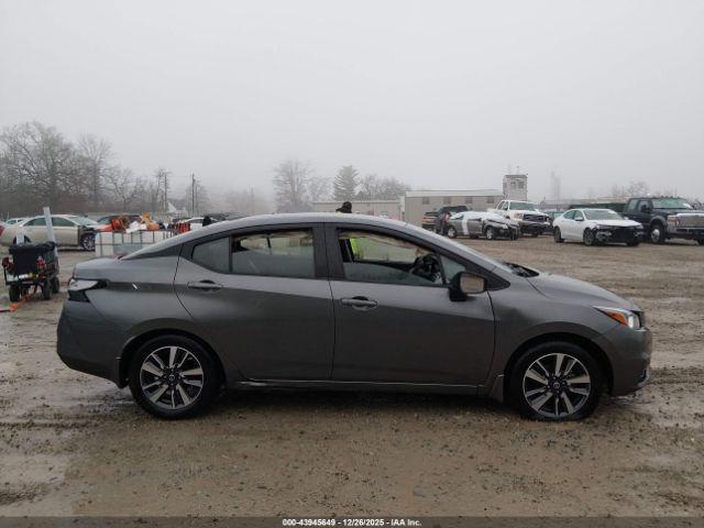 Nissan Versa 1.6 Sv Xtronic Cvt Image 9