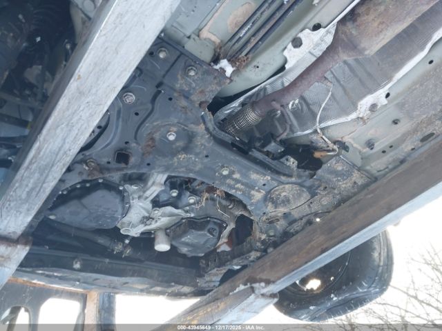 Nissan Versa 1.6 Sv Xtronic Cvt Image 15