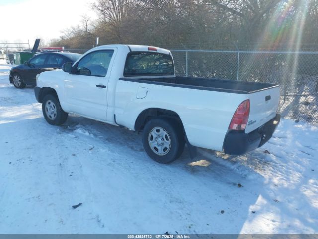 Toyota Tacoma Image 6