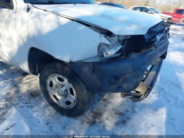 Toyota Tacoma Image 15