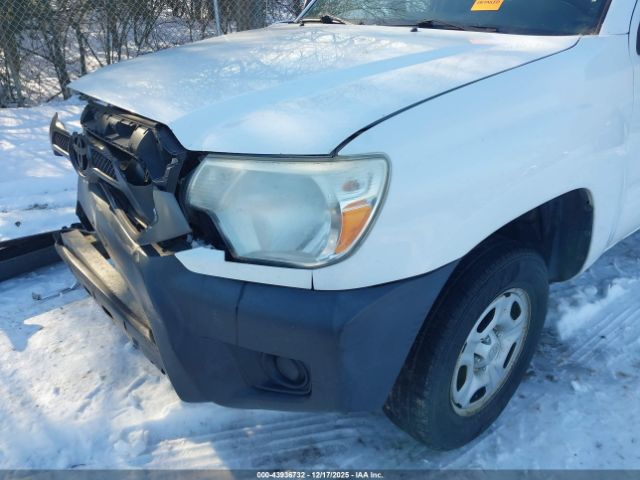 Toyota Tacoma Image 17