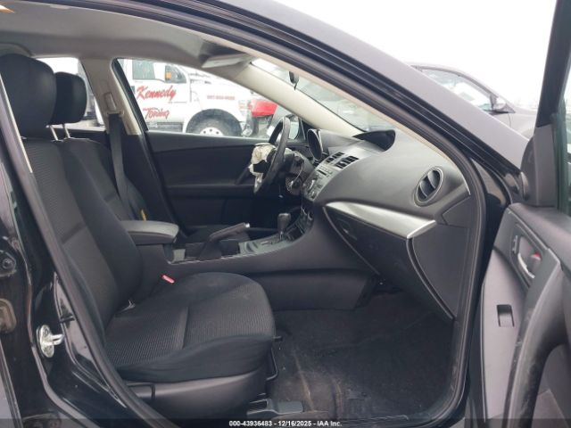 Mazda Mazda3 I Touring Image 6