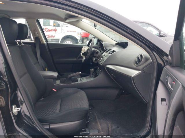 Mazda Mazda3 I Touring Image 6