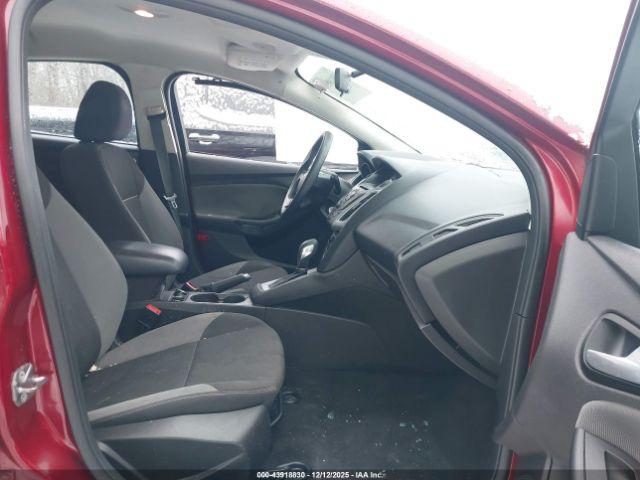 Ford Focus Se Image 4