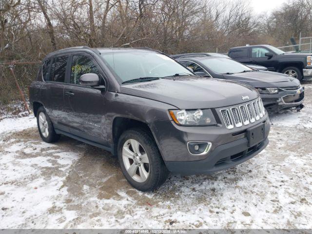  Salvage Jeep Compass