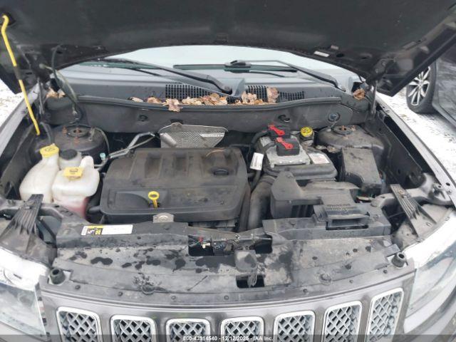 Jeep Compass High Altitude Edition Image 11