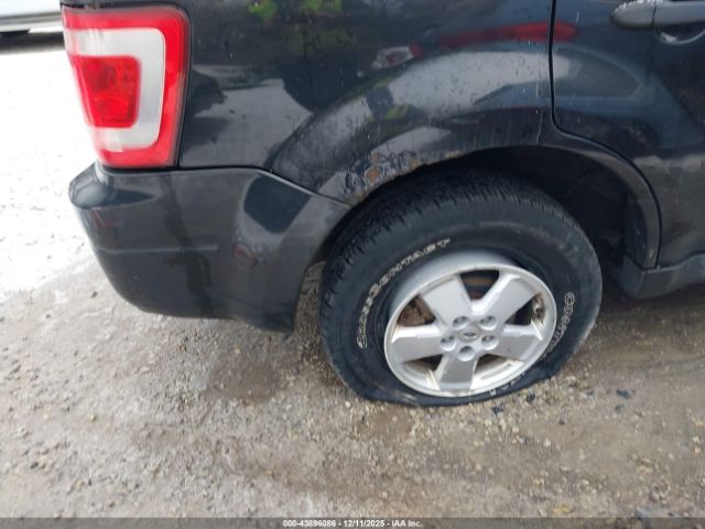 Ford Escape Xlt Image 17