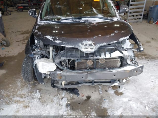Scion xD Image 10