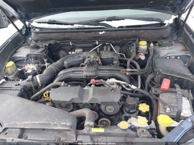 Subaru Outback 2.5i Image 18
