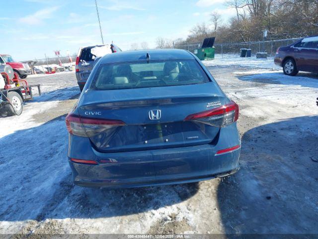 Honda Civic Image 10