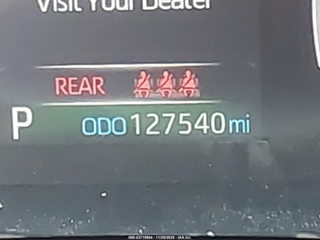 Toyota RAV4 Xle Image 4