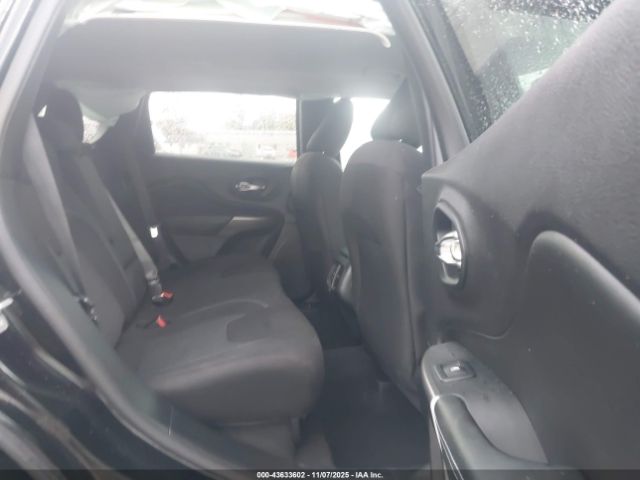 Jeep Cherokee Latitude Fwd Image 9