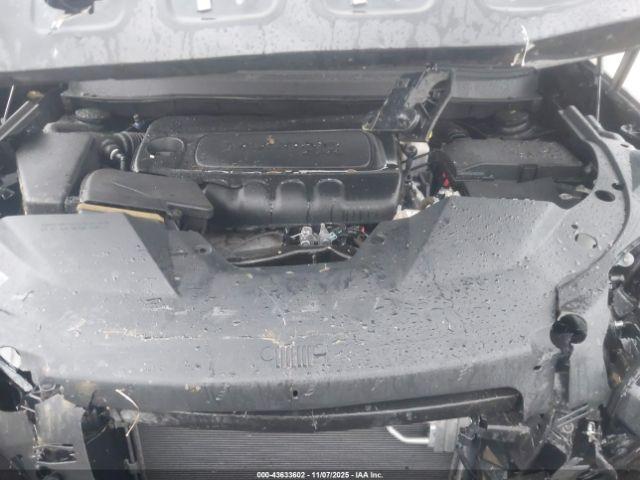 Jeep Cherokee Latitude Fwd Image 4