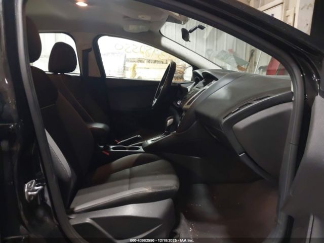 Ford Focus Se Image 4