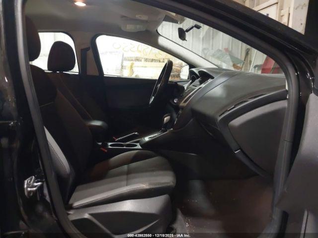 Ford Focus Se Image 4