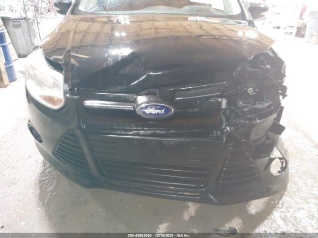 Ford Focus Se Image 11