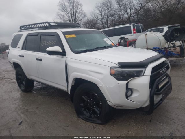 Toyota 4Runner Sr5 Image 20