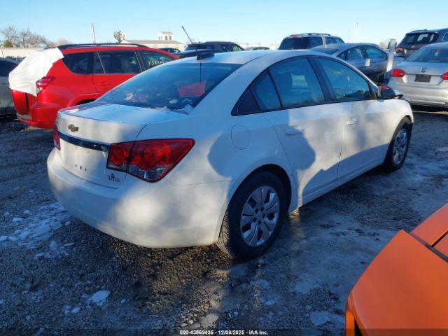 Chevrolet Cruze Ls Auto Image 9