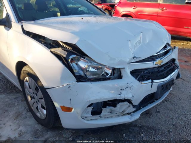 Chevrolet Cruze Ls Auto Image 14