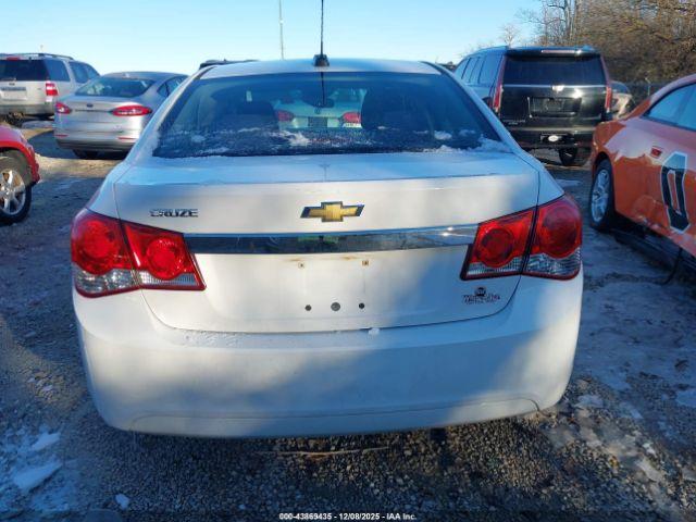 Chevrolet Cruze Ls Auto Image 2