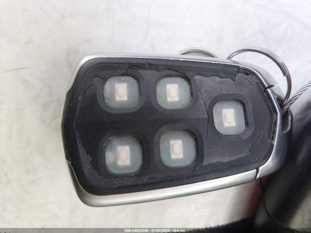 Cadillac SRX Performance Collection Image 6