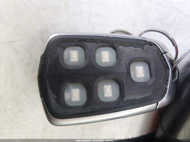 Cadillac SRX Performance Collection Image 6