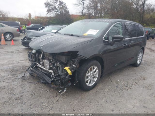 Chrysler Voyager Lx Image 8