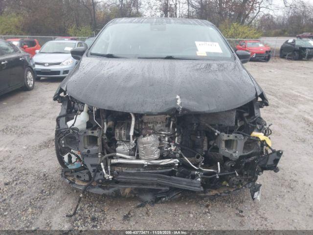 Chrysler Voyager Lx Image 5