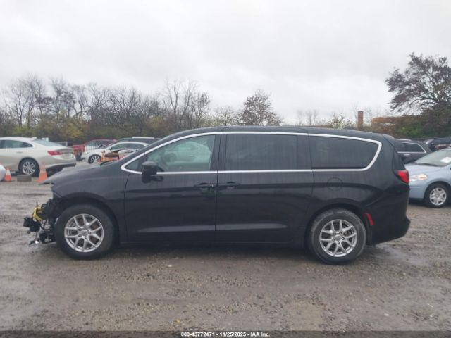 Chrysler Voyager Lx Image 3