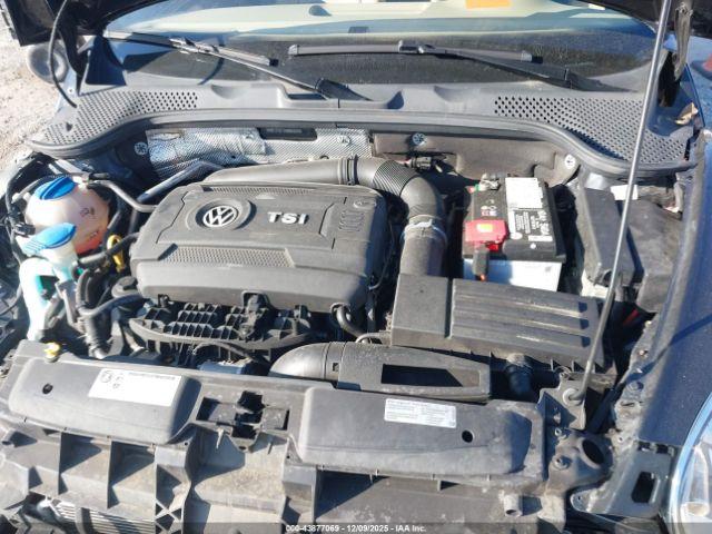 Volkswagen Beetle Image 5