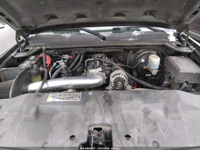 Chevrolet Silverado 1500 Lt Image 3