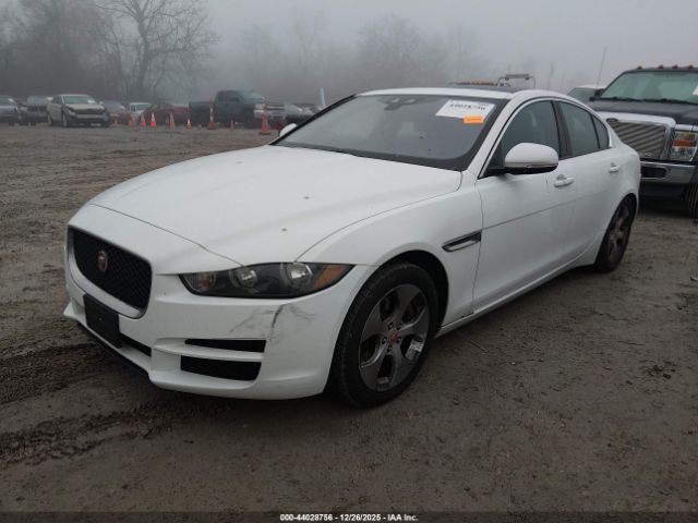 Jaguar XE 25t Image 9