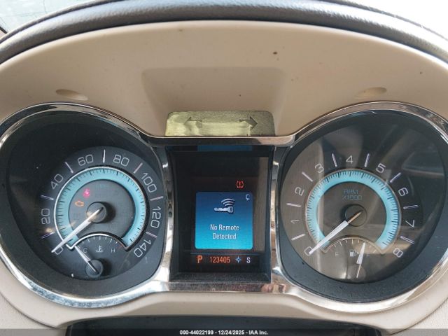 Buick LaCrosse Premium 2 Group Image 10