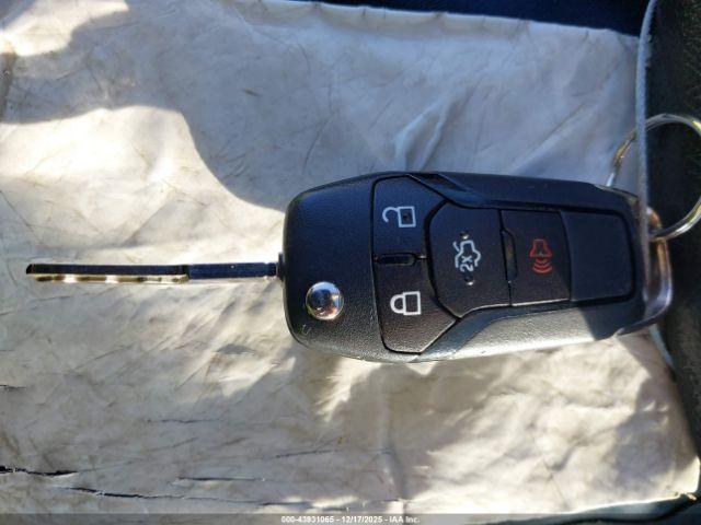 Ford Fusion Se Image 5