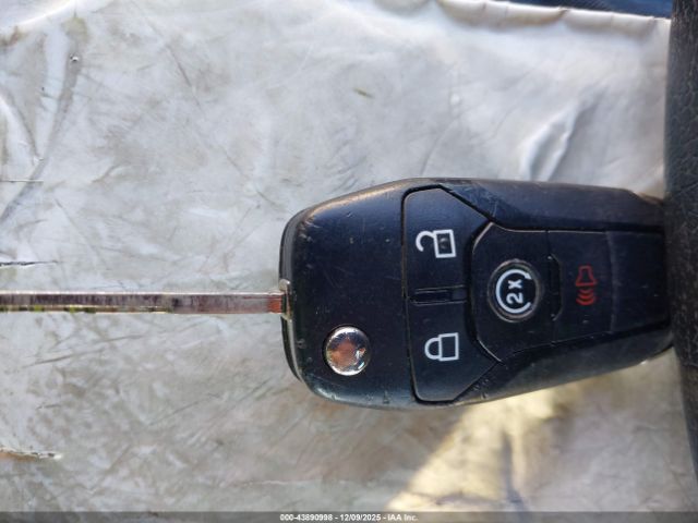 Ford F-150 Xlt Image 12