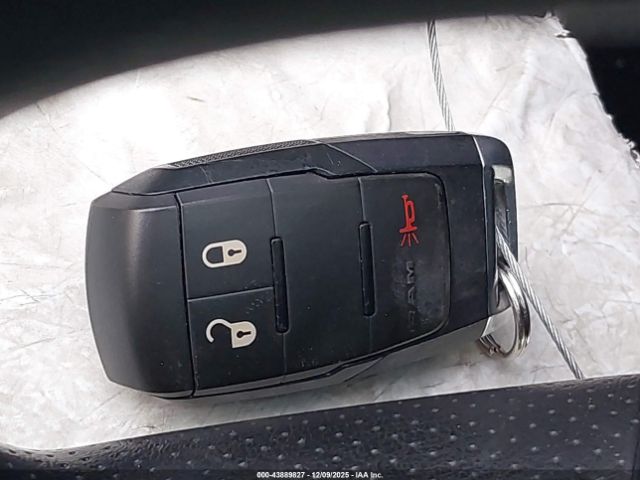 Ram 2500 Tradesman  4x4 6'4 Box Image 5