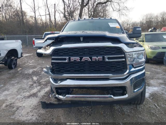 Ram 2500 Tradesman  4x4 6'4 Box Image 9