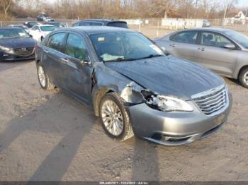  Salvage Chrysler 200