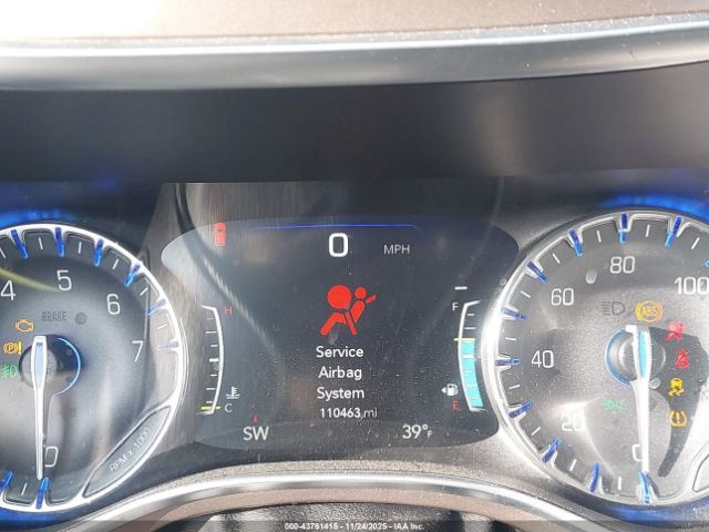 Chrysler Pacifica Touring-l Plus Image 6