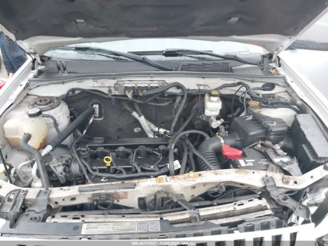 Mercury Mariner Image 4