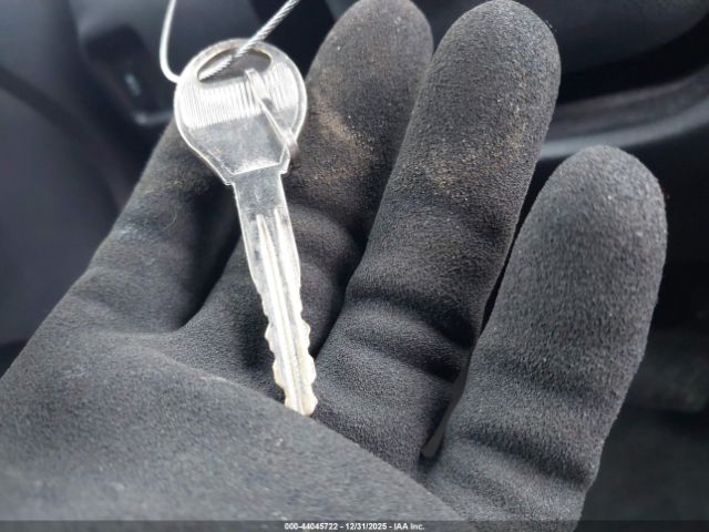 Nissan Versa 1.6 S+ Image 4